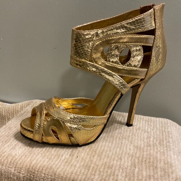 Wild Rose Platform Evening 4.5" Heels, Size 7.5 - Picture 5 of 6